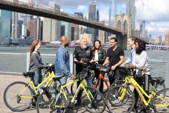 Lower Manhattan and Brooklyn Bridge Guided Bike Tour