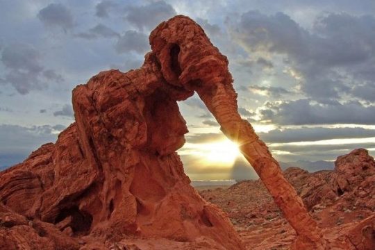 Valley of Fire and Lost City Museum Small Group Tour From Las Vegas