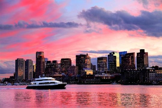90-Minute Boston Harbor Sunset Sightseeing Cruise