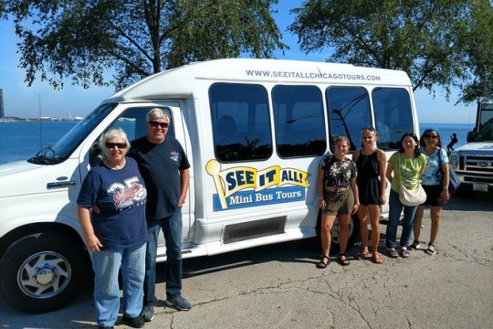 Chicago City Minibus Tour