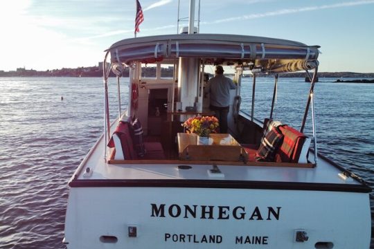 Private Lighthouse Sightseeing Charter on a Vintage Lobster Boat