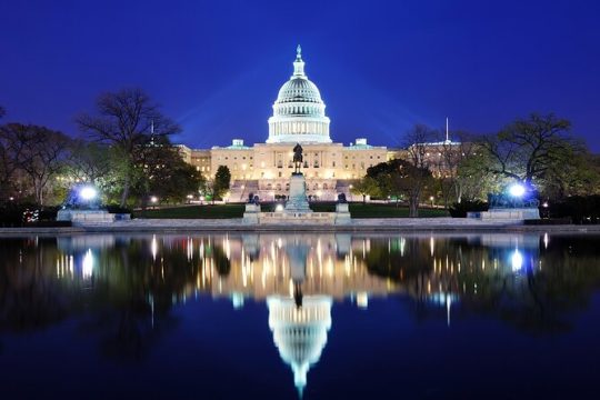 Washington DC Private Night City Tour with Stops at 6 Top Sites