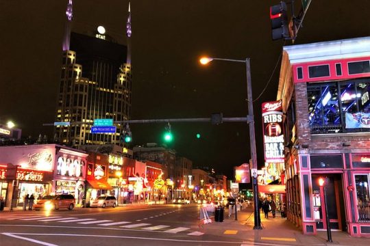 Night Time Trolley Tour of Nashville with Photo Stops