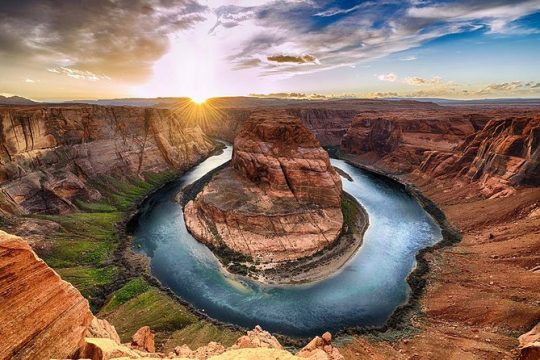 Antelope Canyon and Horseshoe Bend Day Tour from Flagstaff