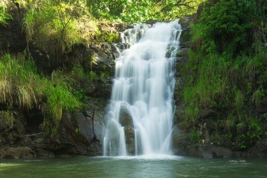 Complete Island Tour and Waterfall Photo Experience