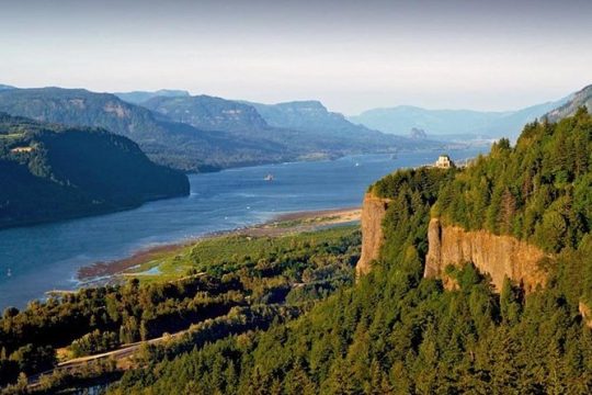 Private - 1/2 day Columbia River Gorge & Waterfalls Tour From Portland