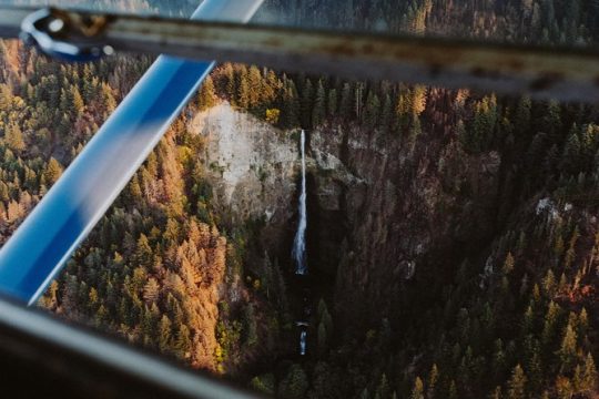 Multnomah Falls and Columbia Gorge Air Tour from Portland