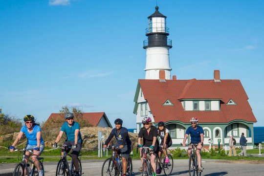 Portland Bicycle Tour with 5 Lighthouse Stops and XL Lobster Roll