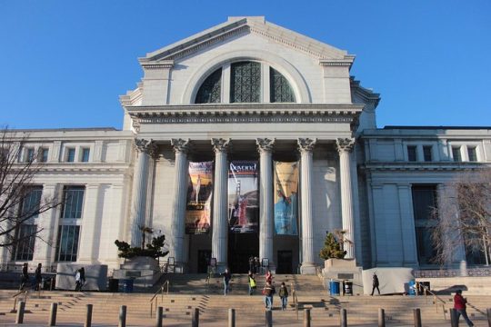 Smithsonian Natural History + American History Semi-Private Tour