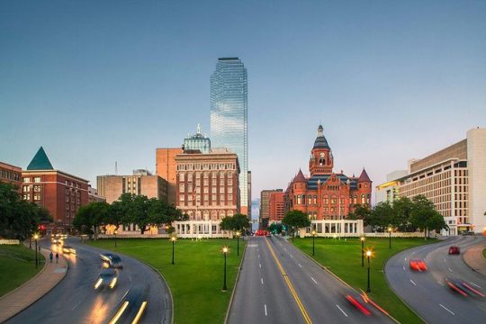 Dallas and JFK Full-Day Tour with Sixth Floor Museum and Oswald Rooming House
