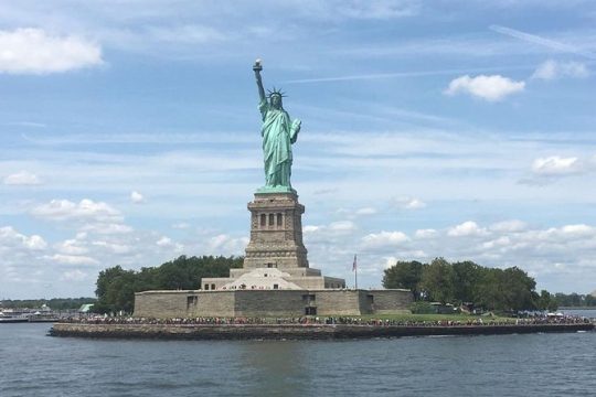 Statue of Liberty & Ellis Island Ferry Ticket-1st tour 8:30am