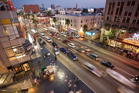 Hollywood Boulevard’s Haunting History and Hidden Gems: A Self-Guided Audio Tour