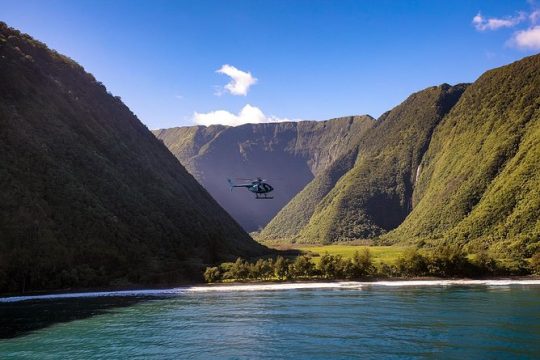 Doors-Off Hawaii Helicopter Tour of Kohala Valleys and Waterfalls from Waimea