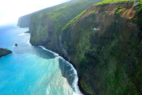 Experience Hawai'i Big Island Helicopter Flight from Kona