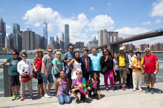 Brooklyn Bridge & DUMBO Neighborhood Tour - from Manhattan to Brooklyn