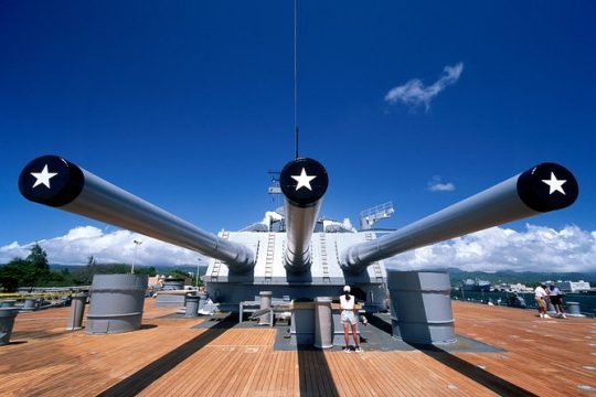 Complete Pearl Harbor Deluxe Adventure Tour with Lunch
