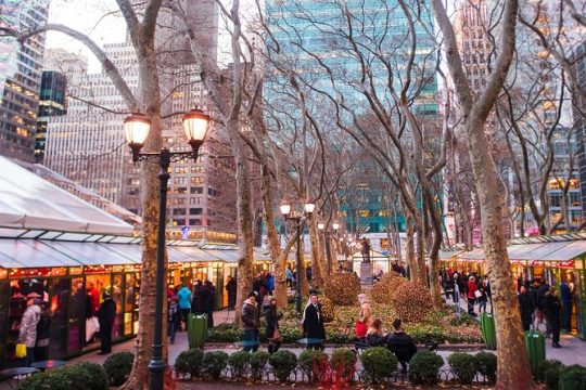 New York City Christmas Holiday Lights and Markets Walking Tour