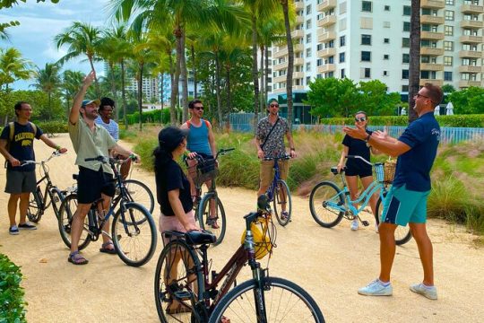 Historic Coastal Bike Adventure over Miami Beach, Surfside and Bal Harbour
