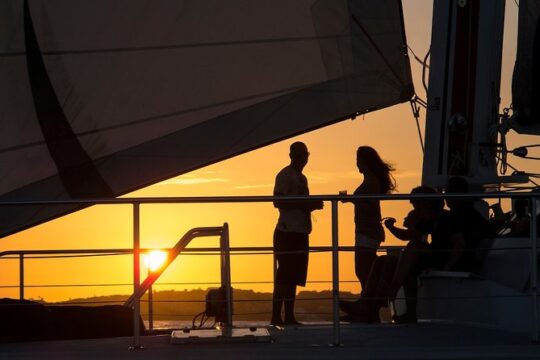 Key West Sunset Sail with Live Music, Champagne,  Hors D’oeuvres and Full Bar