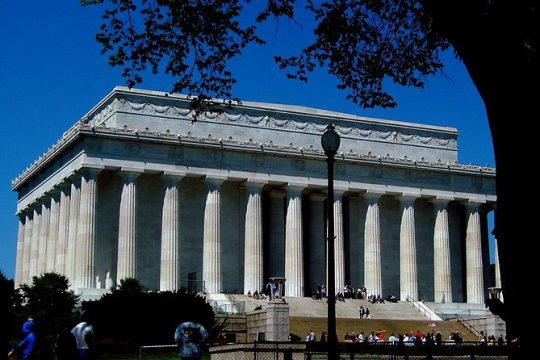 DC in a Day: 10+ Monument Stops & Seasonal Potomac River Cruise
