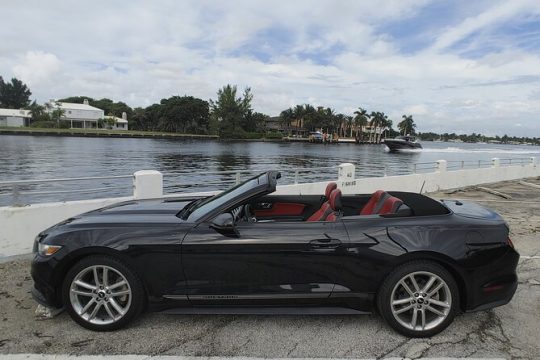 Ocean Drive Ride to Miami On A Convertible