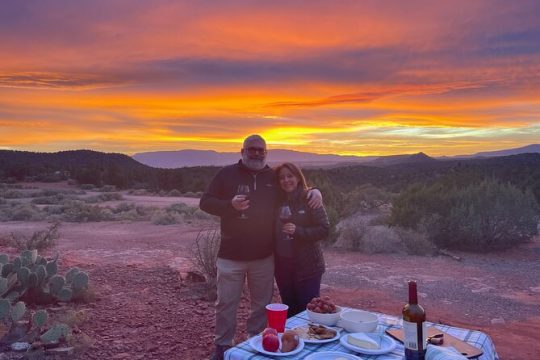 Sunset Sedona Sacred Places -gourmet picnic dinner and stargazing
