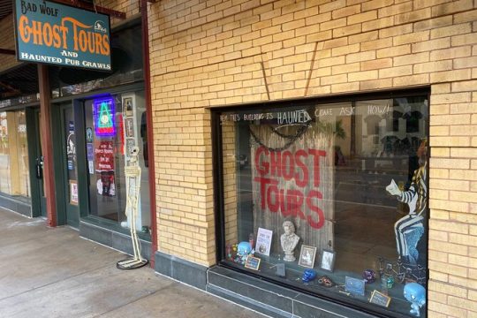 Texas’ Oldest Haunted Pub Crawl Shared Walking Tour