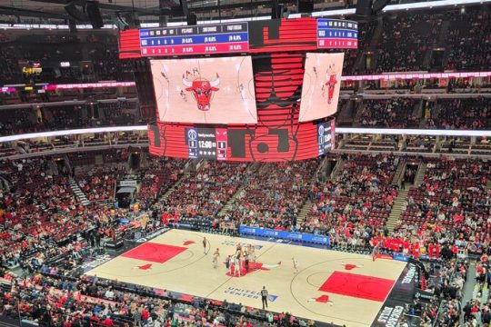 Chicago Bulls Basketball Game Ticket at United Center
