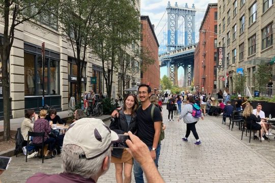 Walking tour in Manhattan Brooklyn Bridge and Waterfront