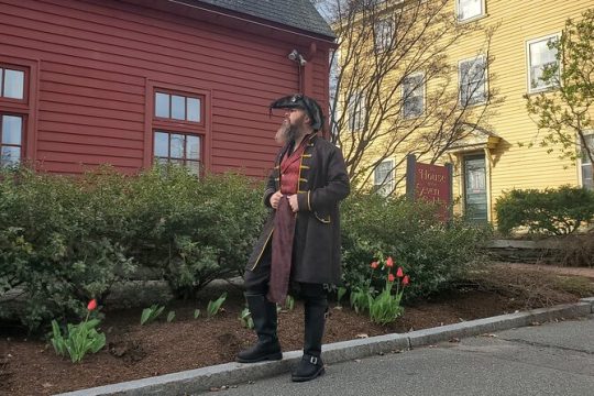 Pirates and Privateers Walking Tour with Real Pirates Admission