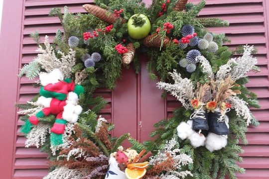 1 Hour Christmastide Walking Tour in Virginia Past and Present