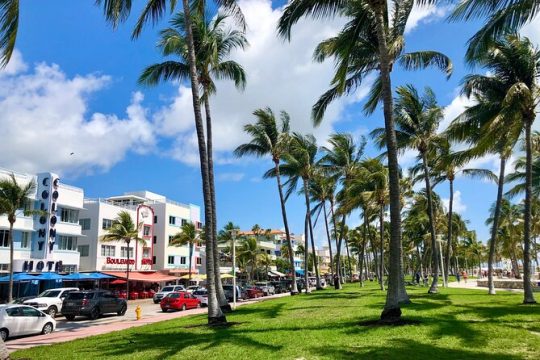Miami Beach Private Self Guided Walking Tour