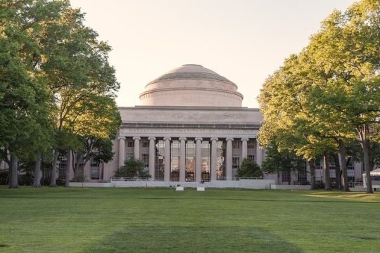 MIT And Harvard Walking Tour