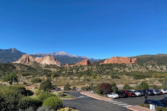 Private Jeep Tour in Garden of the Gods and Pike's Peak Cog Rail